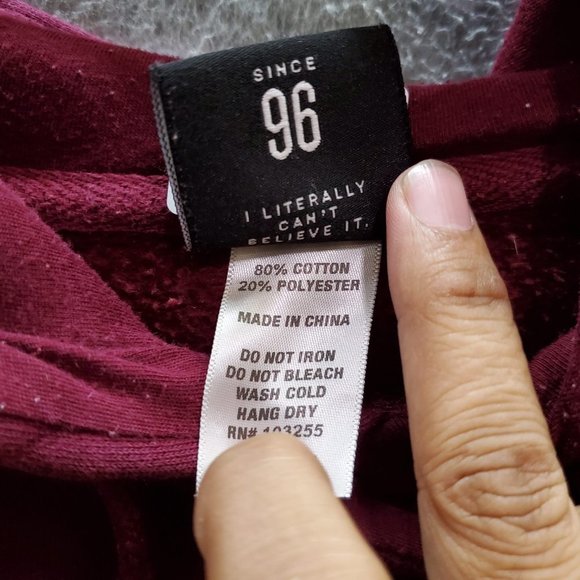 True Interlocked Men Sweatshirt Medium Red Hoodie Logo Embroidered Pockets - Picture 7 of 8